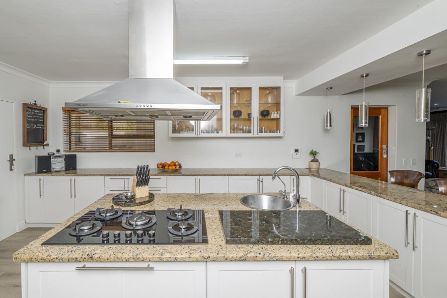3 Bedroom Property for Sale in Vierlanden Western Cape